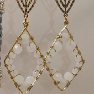 Pendientes Rombo Blancos Dorados