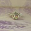 Anillo Lagrima Cristal V Plateado