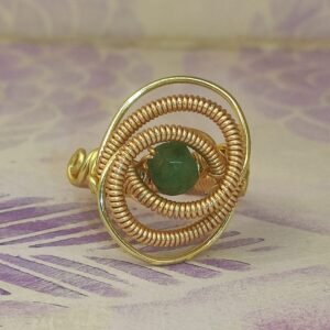 Anillo Espiral Turmalina verde Dorado