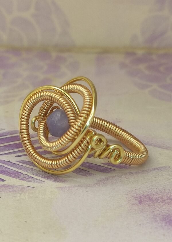 Anillo Espiral Turmalina Azul Dorado