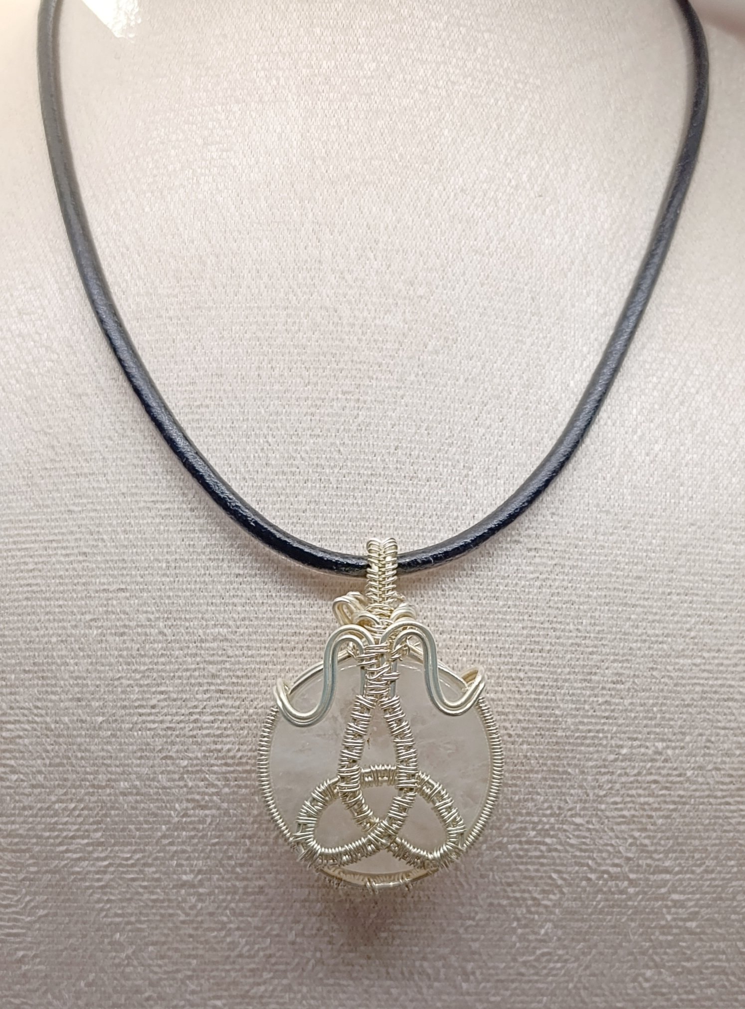 Colgante Triqueta Cuarzo